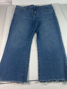 American Eagle Jeans Women's 40x26* High Rise Kick Boot Crop Blue Denim Tag 18R